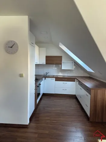 Pronájem bytu 2+kk, Zlín, 81 m2
