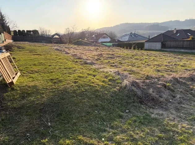 Pronájem zahrady, Votice, Větrná, 1229 m2