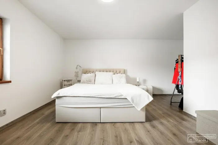 Prodej rodinného domu, Chyšky, 170 m2