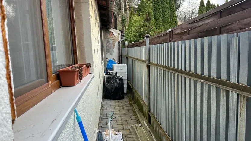 Pronájem rodinného domu, Bánov, 133 m2