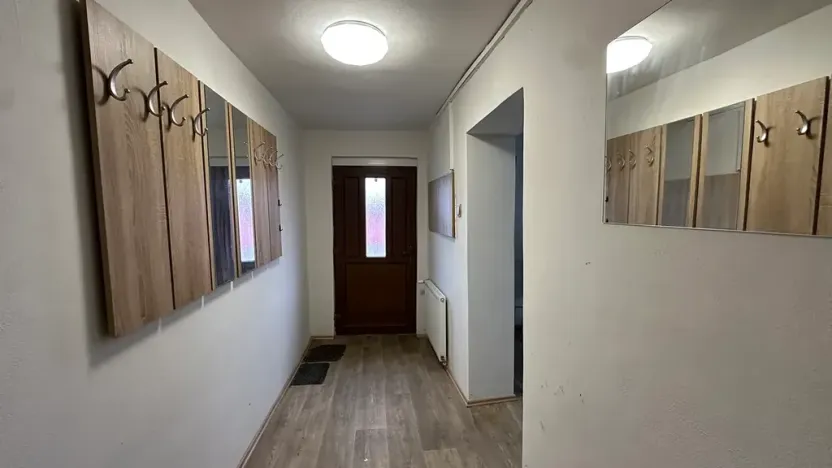 Pronájem rodinného domu, Bánov, 133 m2