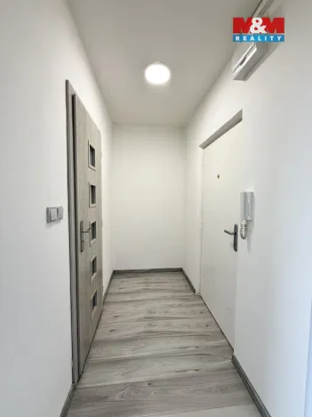 Pronájem bytu 1+1, Most, Javorová, 33 m2