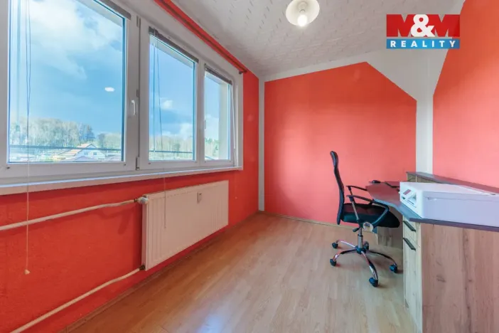 Prodej bytu 3+1, Habartov, Karla Čapka, 56 m2