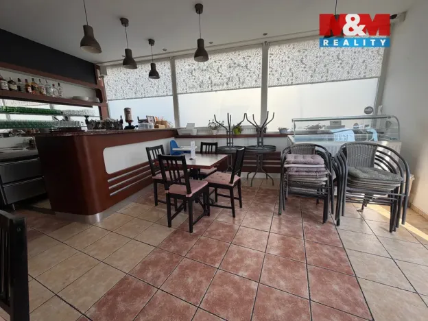 Pronájem restaurace, Praha - Libeň, Karla Hlaváčka, 85 m2