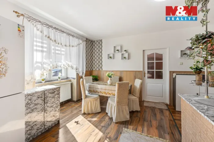 Prodej rodinného domu, Postoloprty, Wolkerova, 230 m2