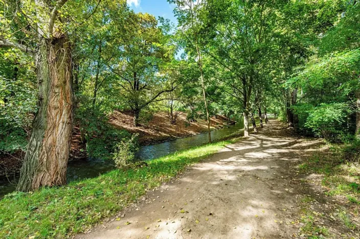 Prodej bytu 5+kk, Praha - Vysočany, Nepilova, 157 m2