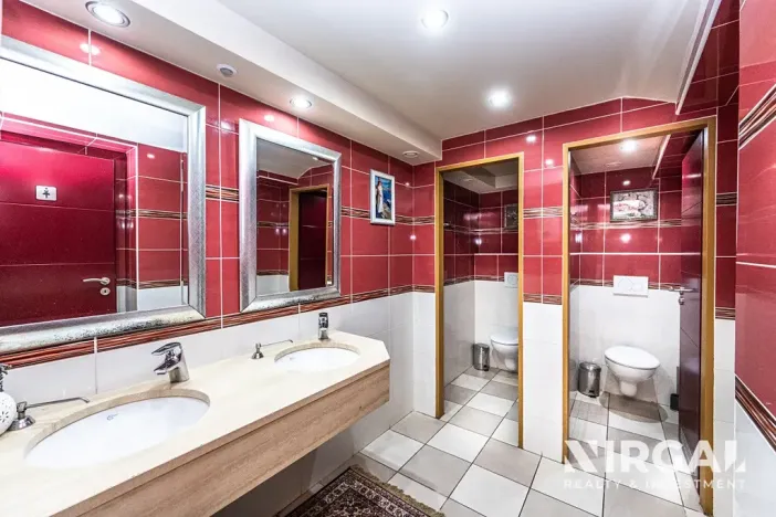 Pronájem restaurace, Praha - Vinohrady, Balbínova, 198 m2