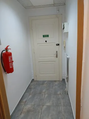 Pronájem obchodního prostoru, Praha - Holešovice, Na ovčinách, 35 m2