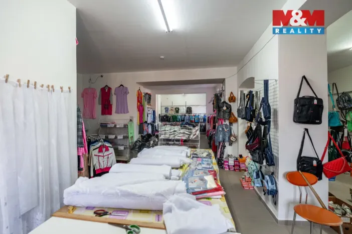 Prodej obchodního prostoru, Jemnice, Tyršova, 800 m2