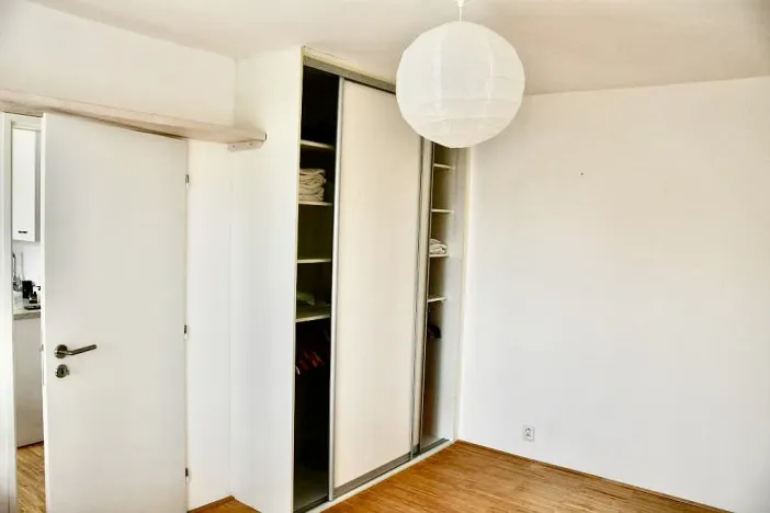 Pronájem bytu 1+1, Brno, Sibiřská, 30 m2