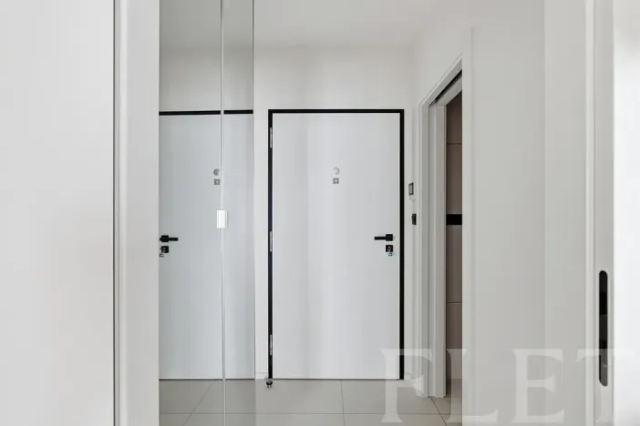 Pronájem bytu 1+kk, Praha - Vršovice, Krymská, 30 m2