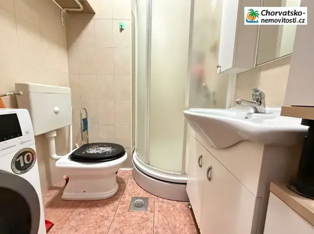 Prodej bytu 6+kk a větší, Novalja, Chorvatsko, 40 m2