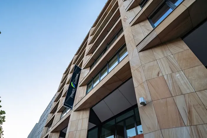 Pronájem kanceláře, Praha - Karlín, Rohanské nábřeží, 1331 m2