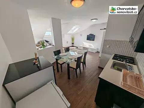 Prodej bytu 3+kk, Novi Vinodolski, Chorvatsko, 50 m2