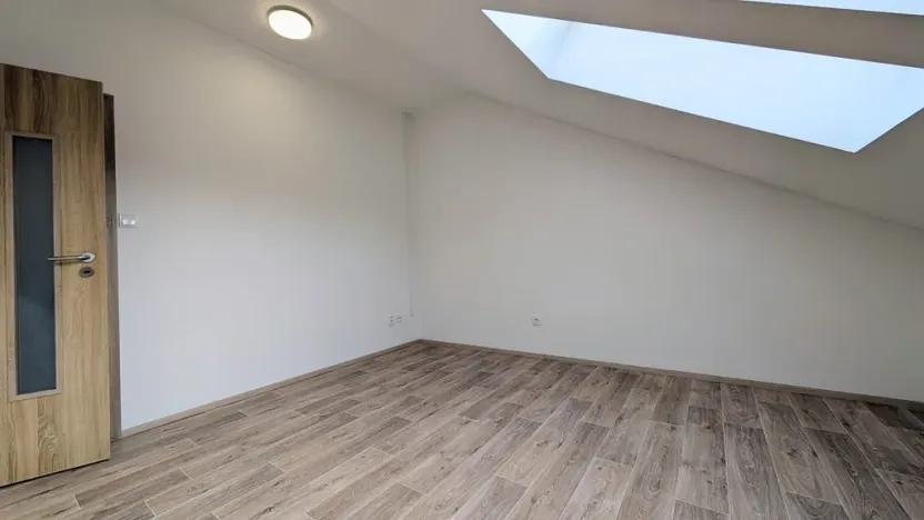 Pronájem bytu 4+kk, Peruc, U Koupaliště, 116 m2