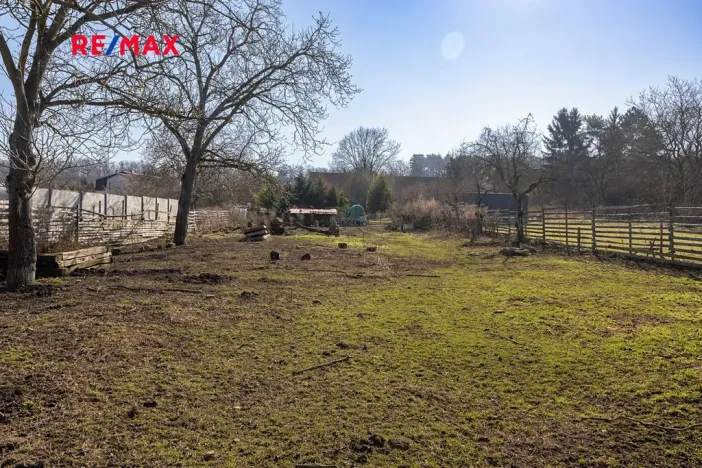 Prodej pozemku pro bydlení, Nelahozeves, U Dvora, 1100 m2