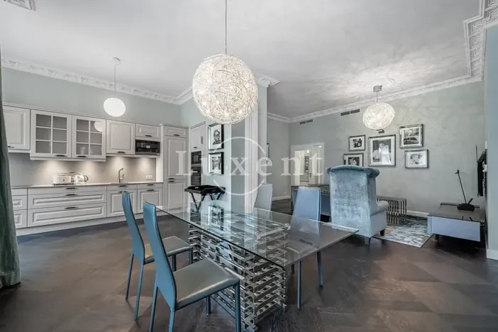 Prodej činžovního domu, Karlovy Vary, Vřídelní, 1221 m2