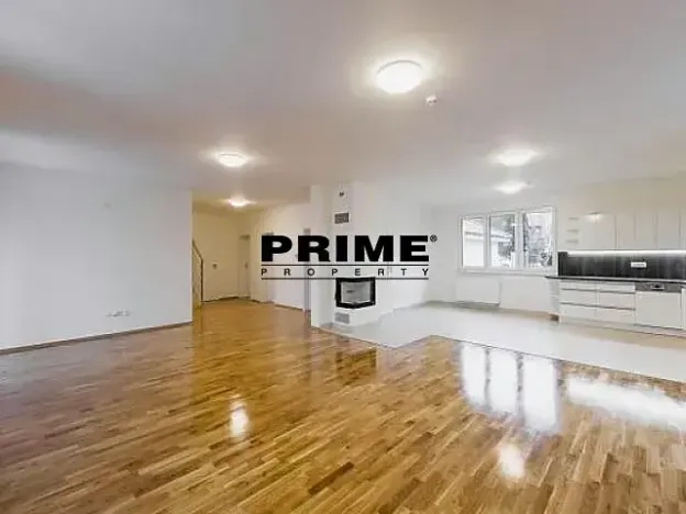 Pronájem rodinného domu, Praha, Ke smrčině, 270 m2