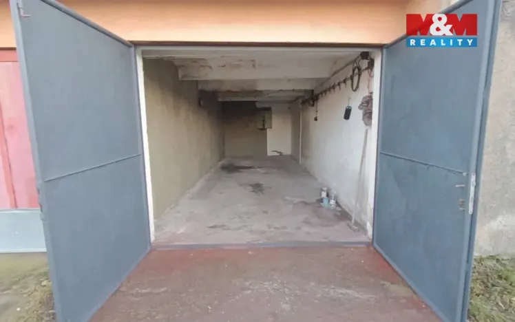 Prodej garáže, Kladno, Kordačova, 30 m2
