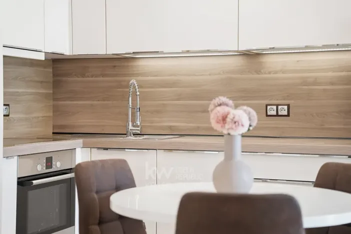 Pronájem bytu 2+kk, Praha - Libeň, Nad Rokoskou, 47 m2