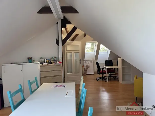 Pronájem bytu 1+kk, Dobřichovice, Randova, 40 m2