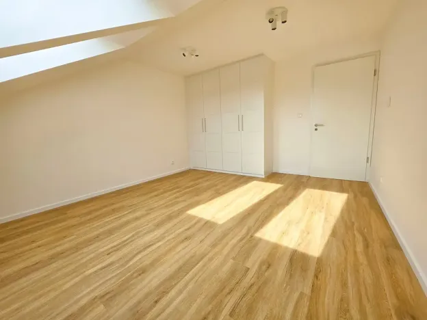 Pronájem rodinného domu, Zeleneč, 170 m2