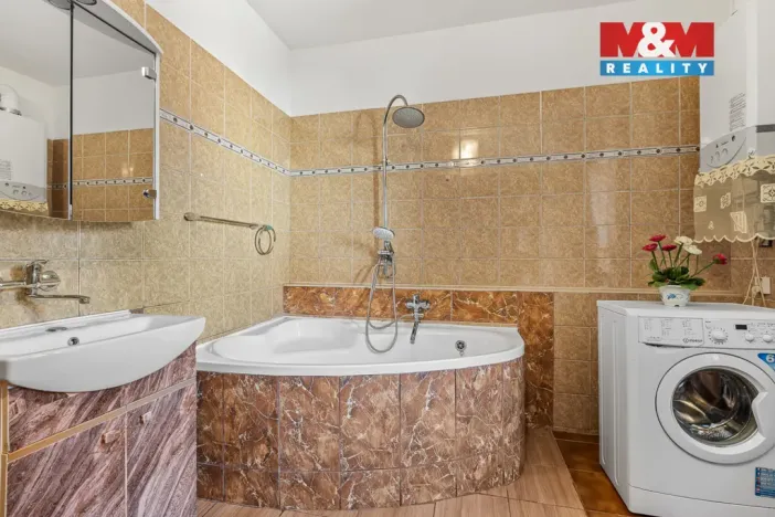 Prodej ubytování, Postoloprty, Wolkerova, 230 m2