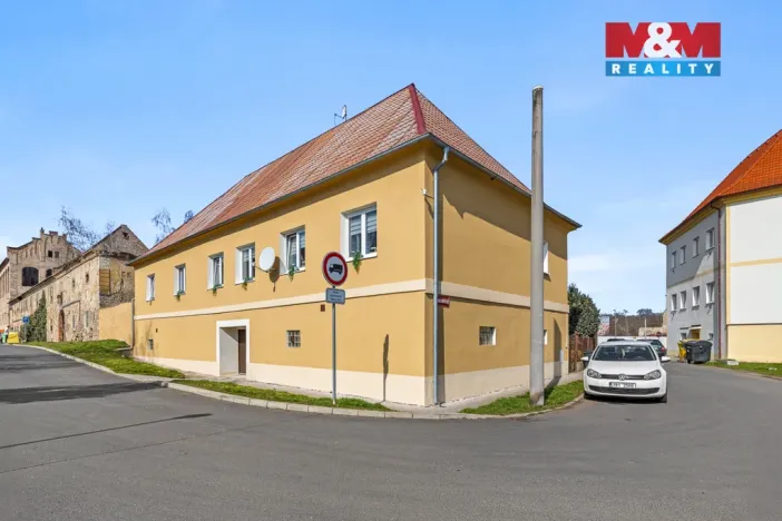 Prodej ubytování, Postoloprty, Wolkerova, 230 m2