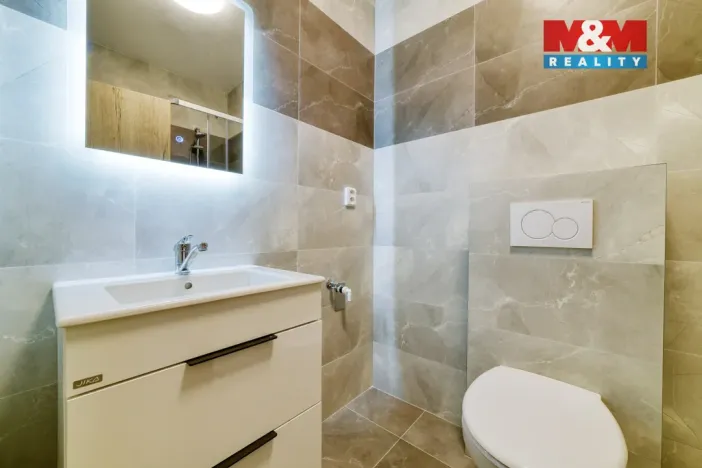 Pronájem bytu 1+kk, Mariánské Lázně, Hlavní třída, 20 m2