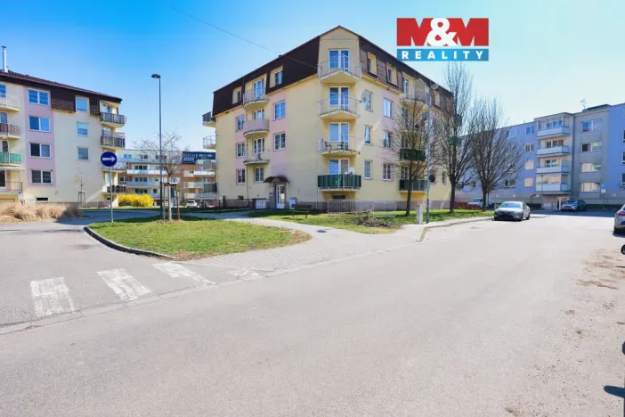 Prodej bytu 1+kk, Olomouc - Slavonín, 25 m2