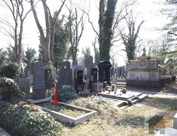 Prodej - jiné, Praha - Smíchov, U smíchovského hřbitova, 2 m2