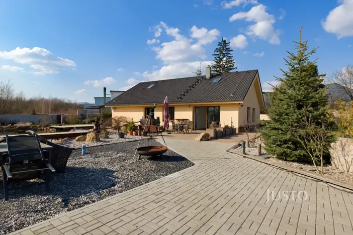 Prodej rodinného domu, Teplice, Na Bramši, 227 m2