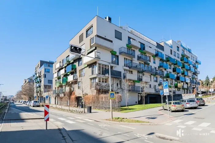 Prodej bytu 2+kk, Praha - Vršovice, Archangelská, 97 m2