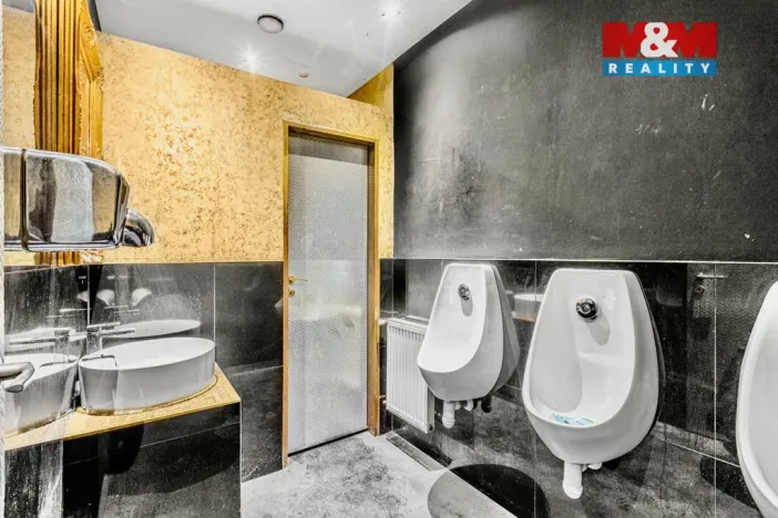 Pronájem obchodního prostoru, Jesenice, Budějovická, 289 m2