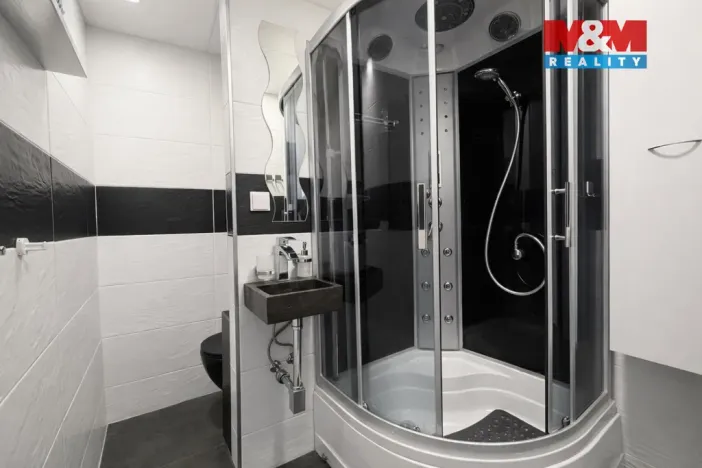 Prodej bytu 2+kk, Most, Josefa Ševčíka, 40 m2