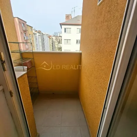 Pronájem bytu 1+1, Olomouc, Zeyerova, 40 m2