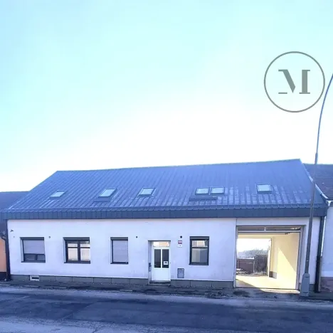 Pronájem bytu 2+kk, České Budějovice, Novohradská, 42 m2