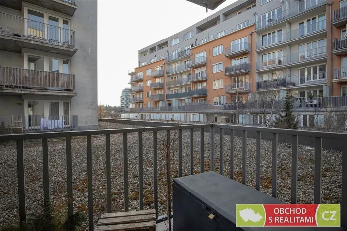 Pronájem bytu 2+kk, Praha, Janýrova, 57 m2