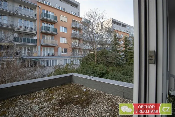 Pronájem bytu 2+kk, Praha, Janýrova, 57 m2