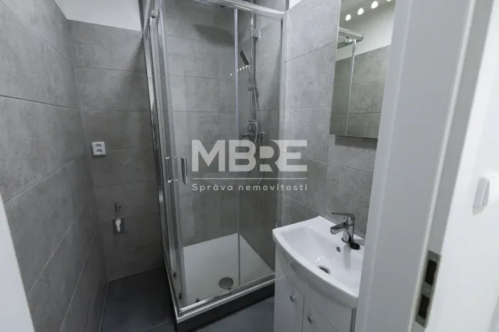 Pronájem bytu 1+kk, Orlová - Lutyně, Osvobození, 31 m2