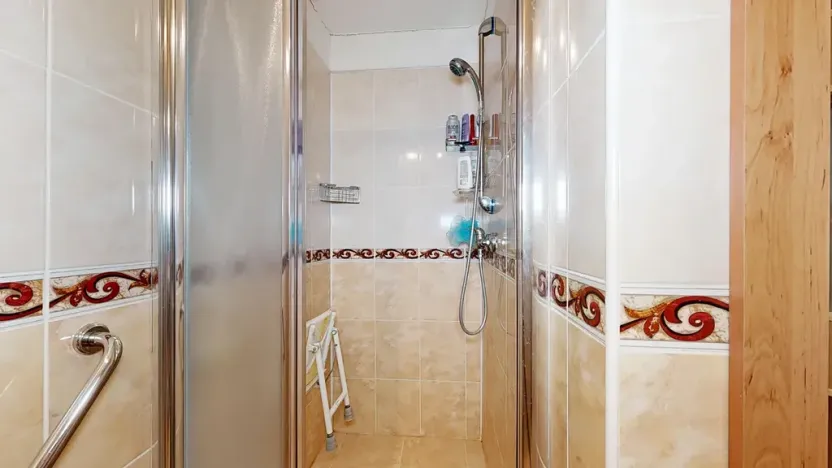 Prodej bytu 3+1, Pardubice, Družby, 78 m2