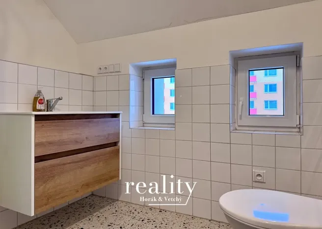 Pronájem atypického bytu, Moravské Budějovice, Gymnazijní, 73 m2