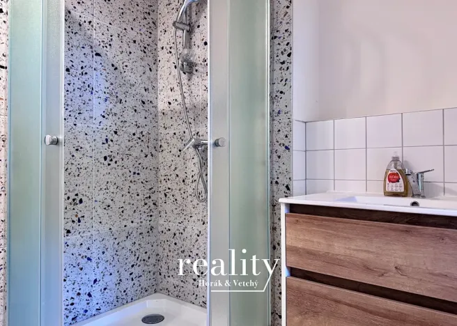 Pronájem atypického bytu, Moravské Budějovice, Gymnazijní, 73 m2