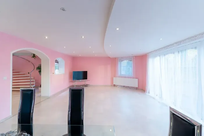 Prodej vily, Kostelec na Hané, 200 m2