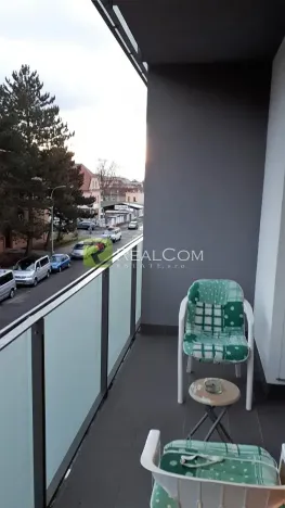 Pronájem bytu 1+kk, Praha - Kobylisy, Čumpelíkova, 39 m2