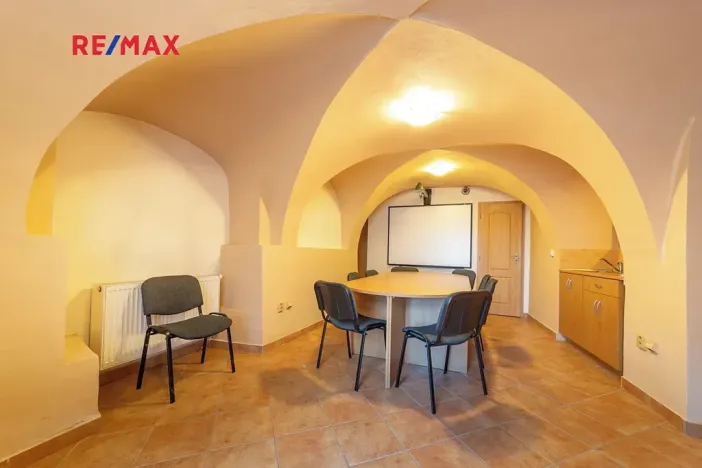 Prodej kanceláře, Šumperk, nám. Míru, 200 m2