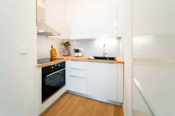 Pronájem kanceláře, Praha - Nové Město, U půjčovny, 49 m2