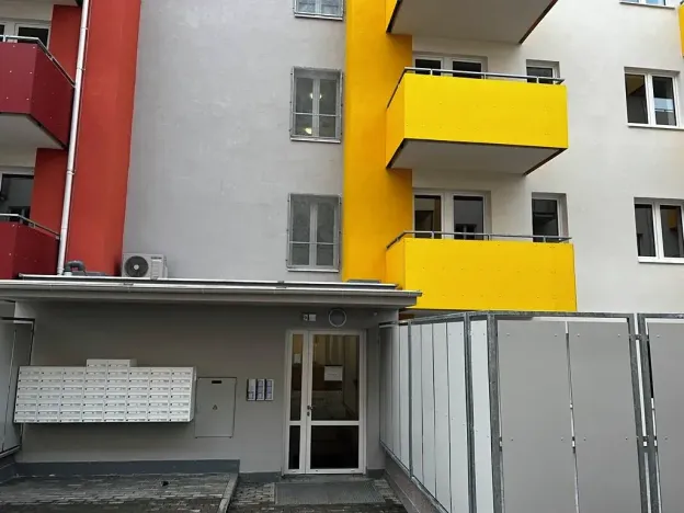 Pronájem bytu 1+kk, Brno, Hlinecká, 30 m2
