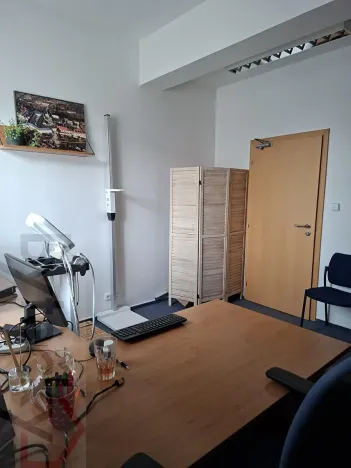 Pronájem kanceláře, Praha - Stodůlky, Ohradské náměstí, 15 m2