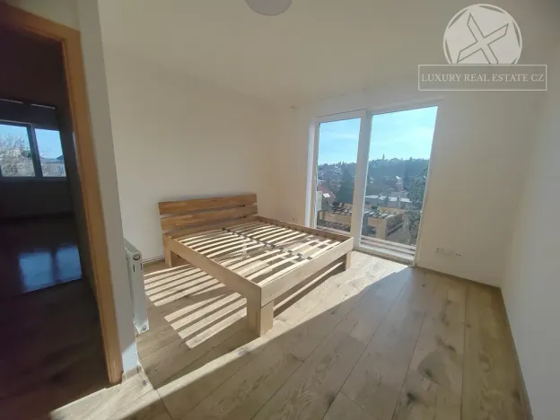 Pronájem bytu 3+1, Praha - Dejvice, Kladenská, 87 m2